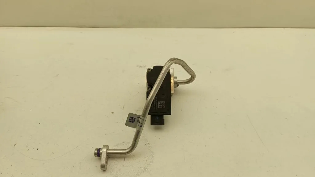 Capteur pression clim VW EA360S1B3A05 2022 image 2