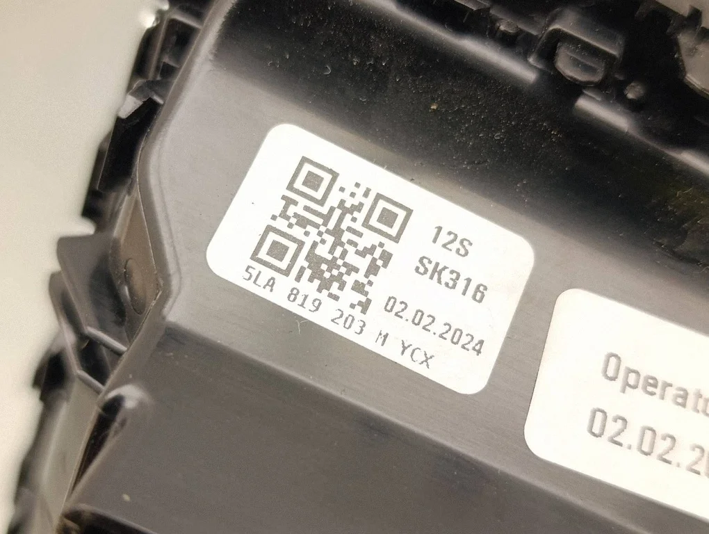 Bakre ventilationsgaller SKODA 5HB013492 image 7