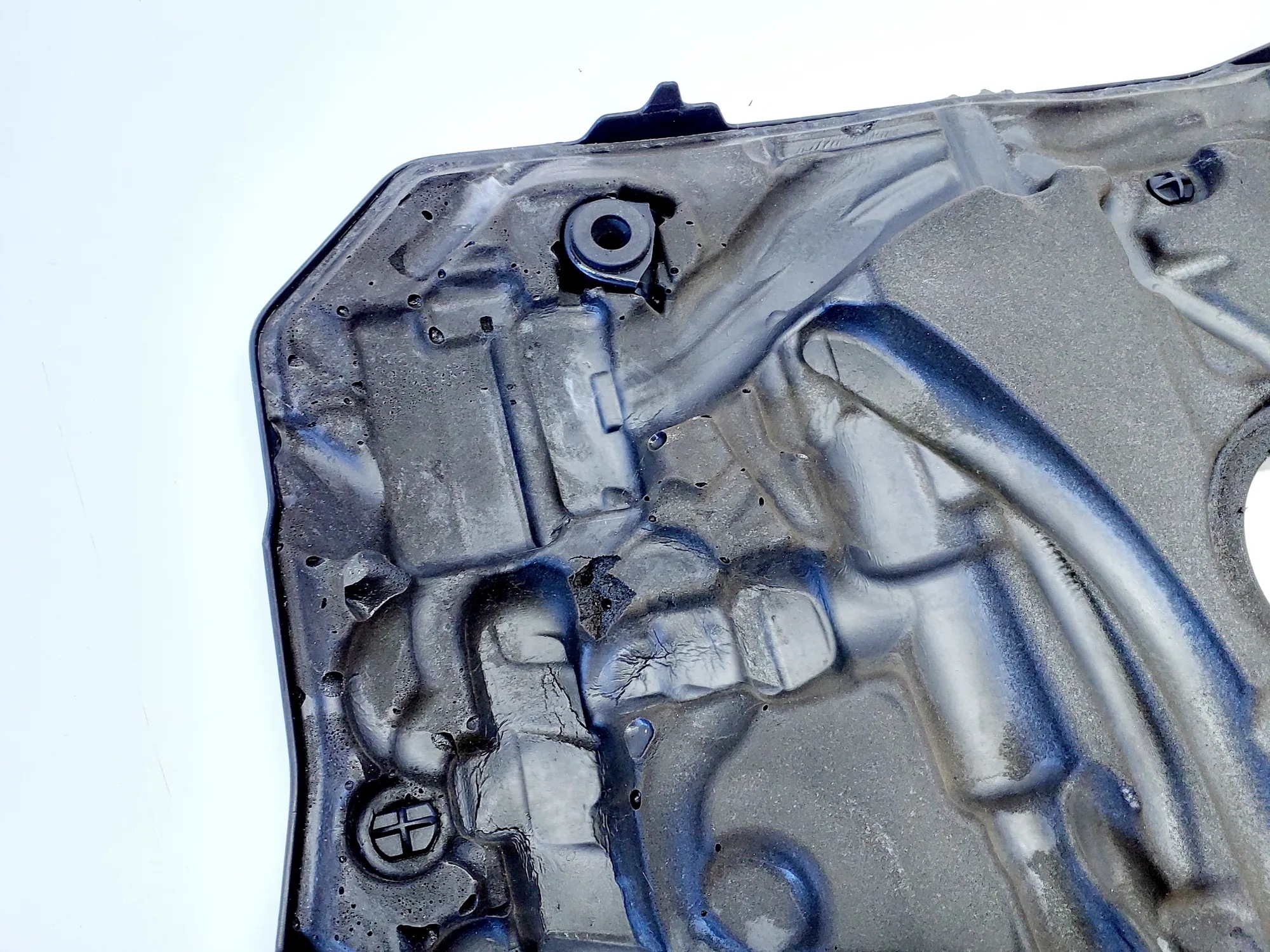 Cache moteur supérieur BMW BBP230401 2.0L 135kW 2020 image 5