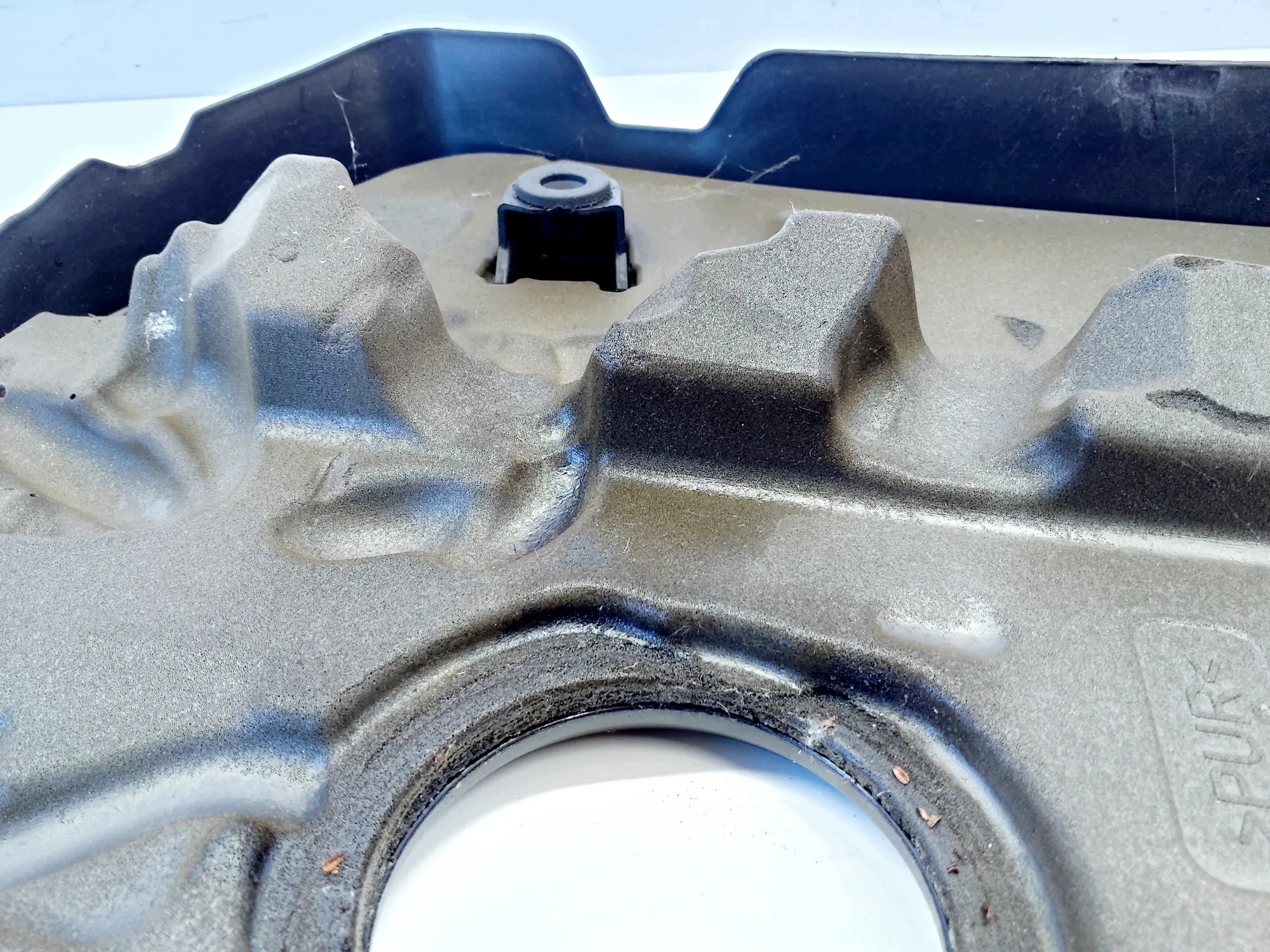 Cache moteur supérieur BMW BBP230401 2.0L 135kW 2020 image 6