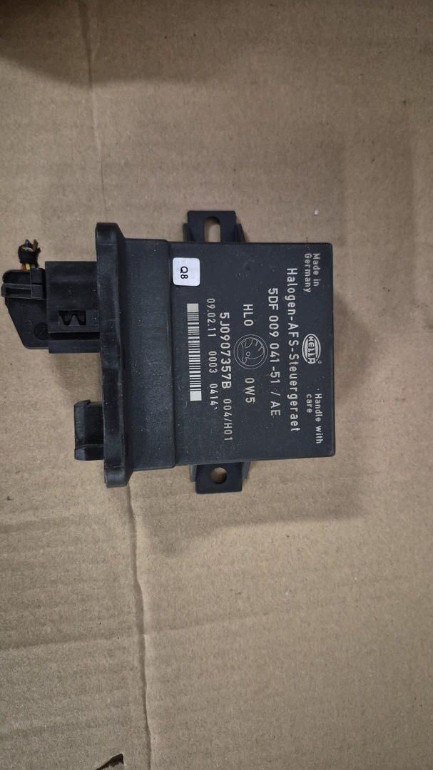 Module phare Skoda Fabia II 5J0907357B image 2
