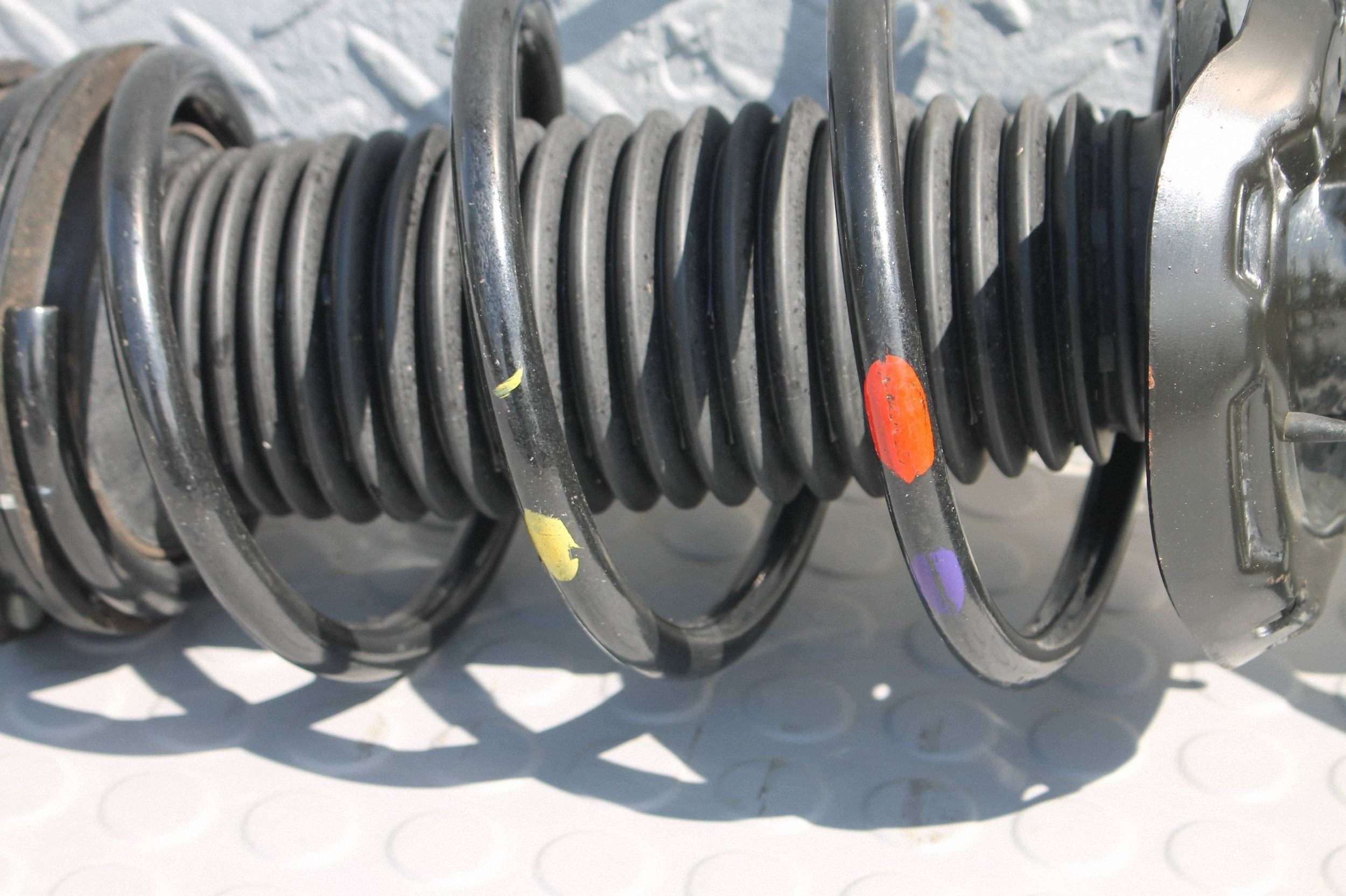 McPherson Federbein links Hyundai i20 III 1.0 T-GDI image 3