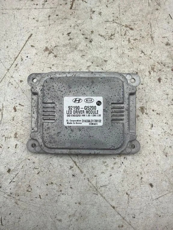 Module feux KIA NIRO 92190G5200 électrique 150kW 2020 image 4
