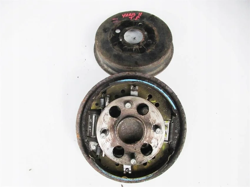 Taka oikea Toyota Yaris II 2006-2011