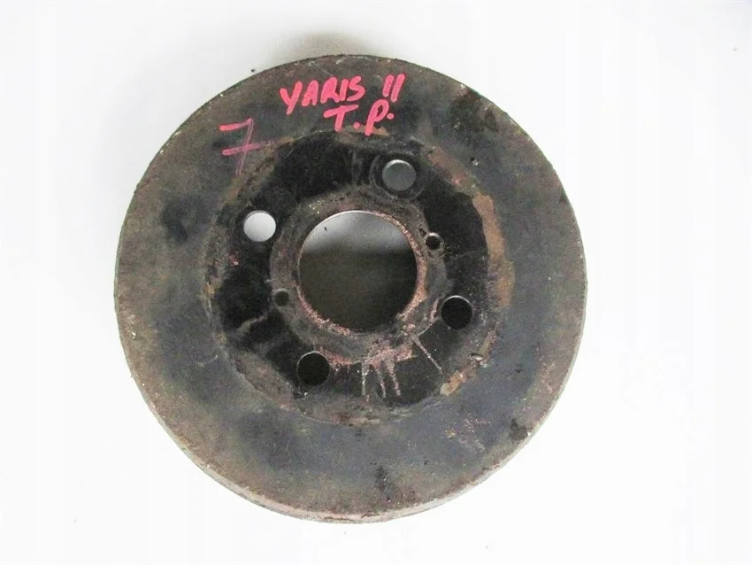 Baknav höger Toyota Yaris II 2006-2011 image 4