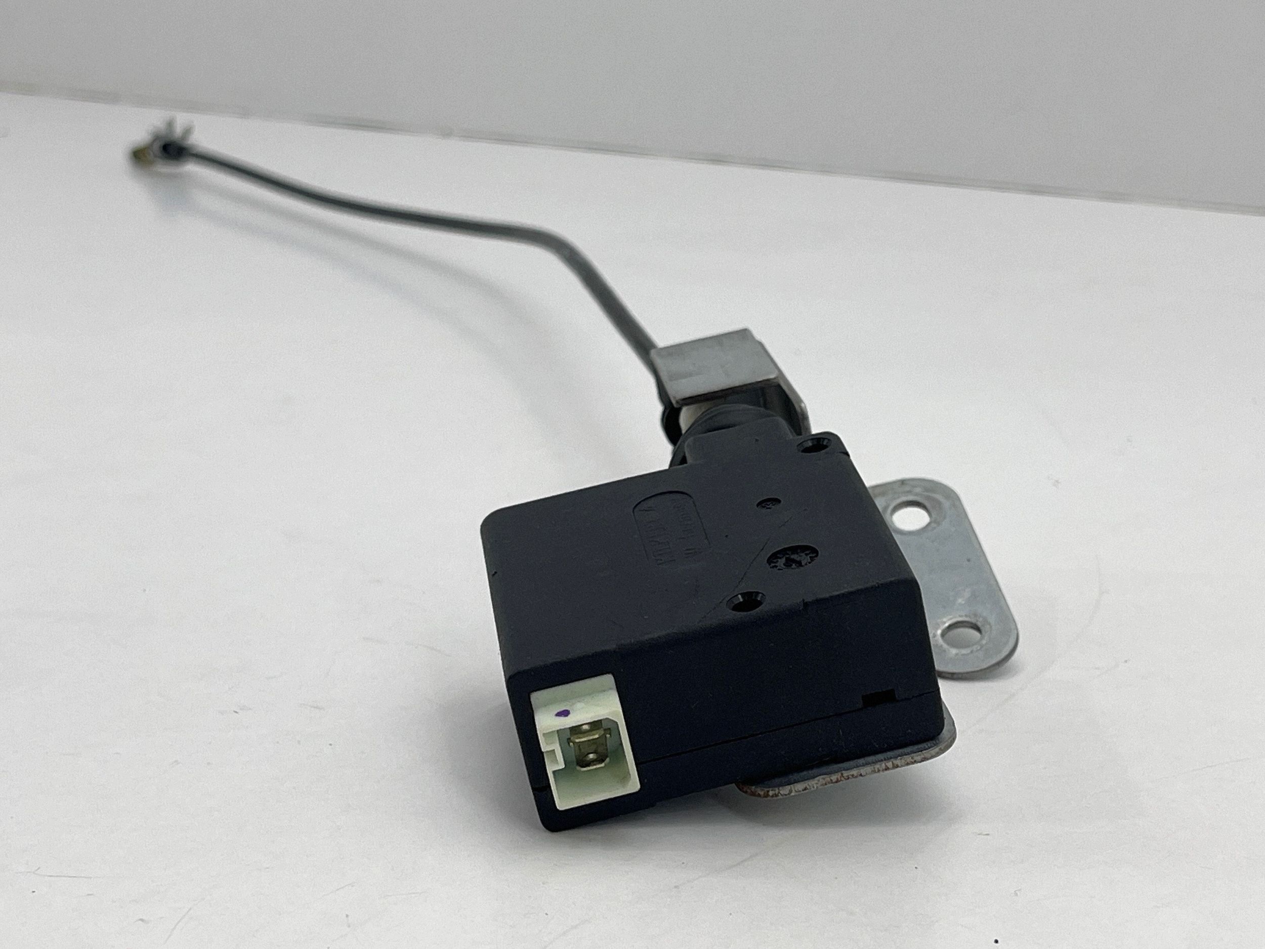 Slot actuator Jaguar XK8 - XKR 2003