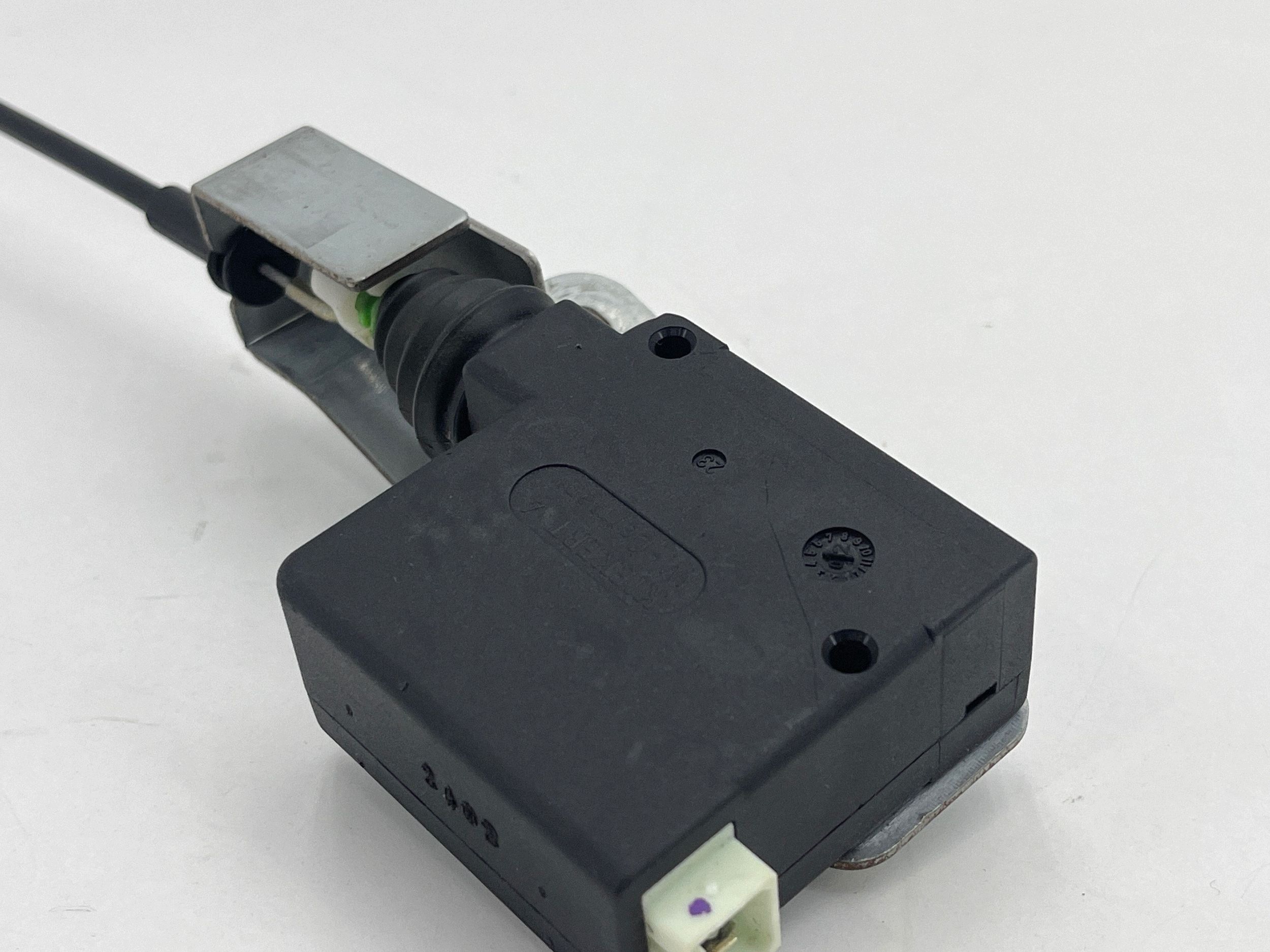 Slot actuator Jaguar XK8 - XKR 2003 image 3