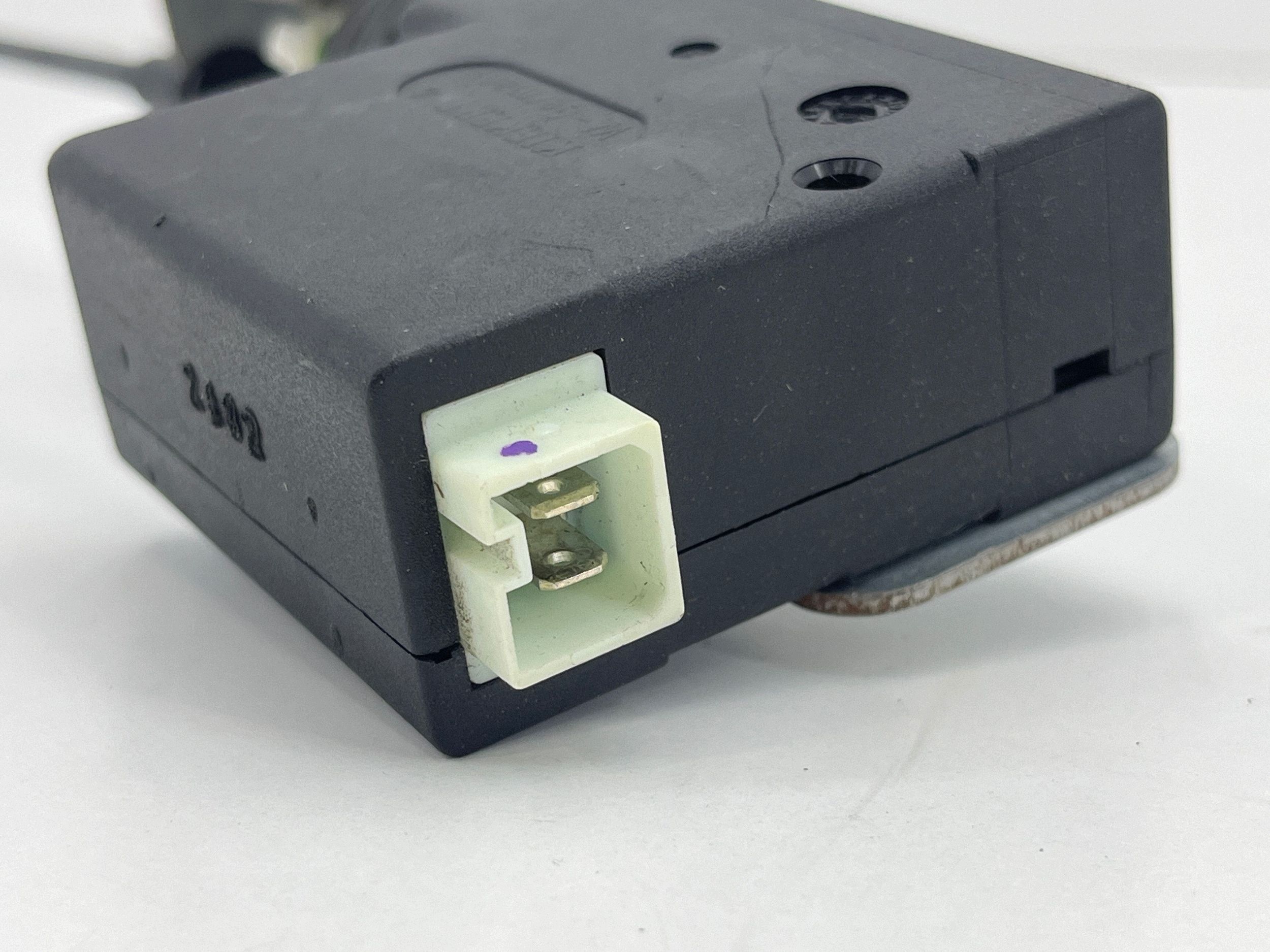 Slot actuator Jaguar XK8 - XKR 2003 image 4