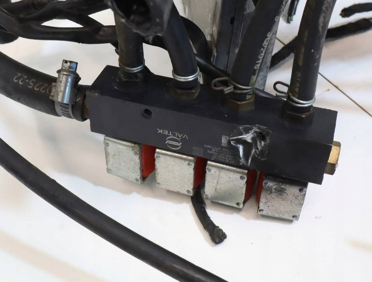 Installation GPL STAG-300-4 d'occasion image 6