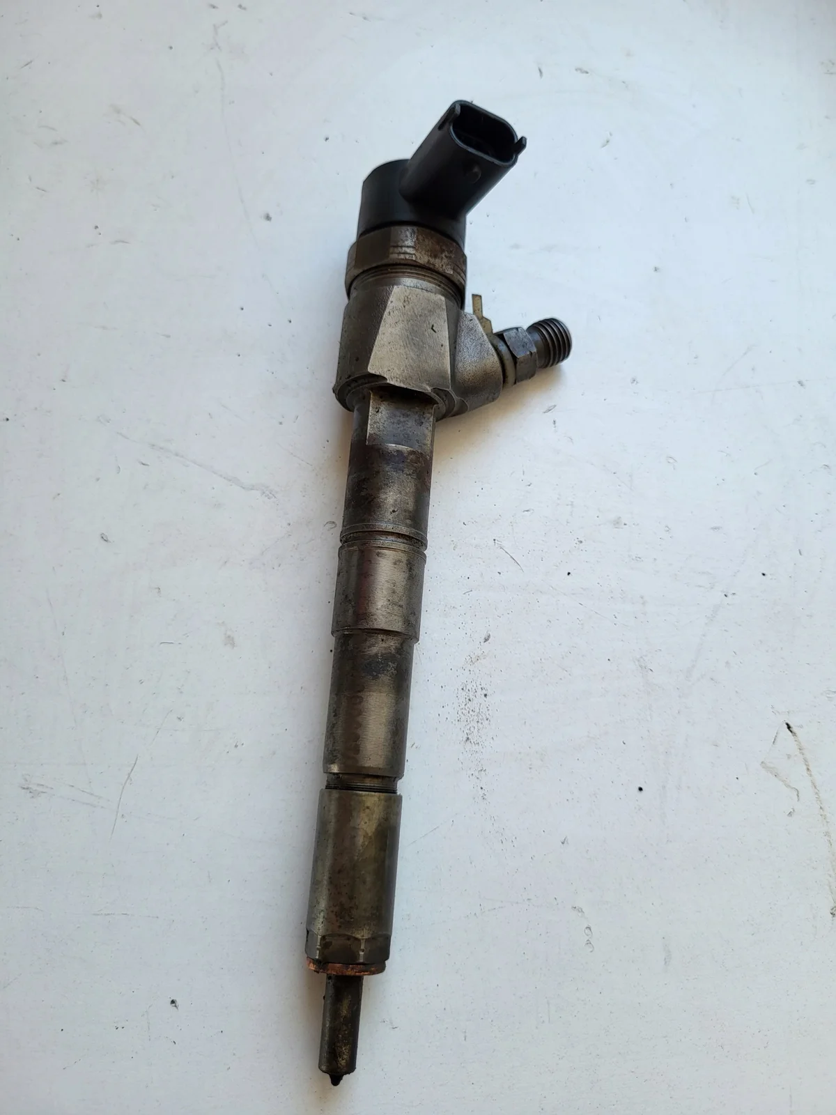 Injecteur Opel Insignia 0445110327 image 2
