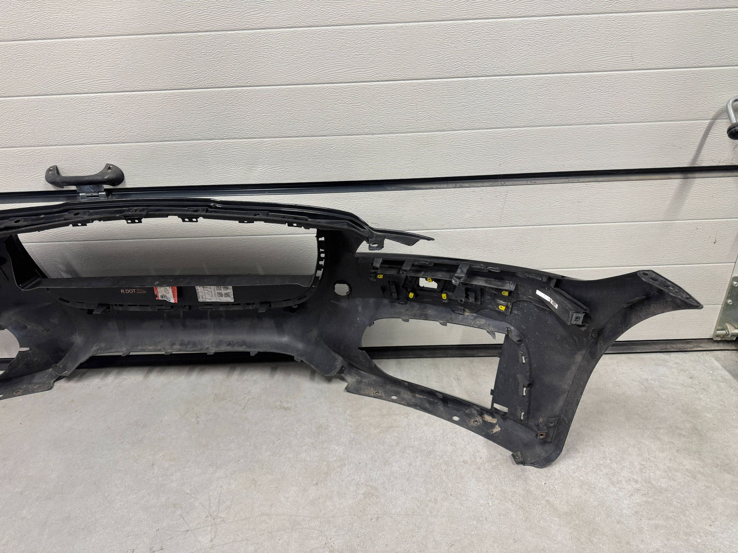 Jaguar XF X260 R-Sport front bumper 4 PDC image 8