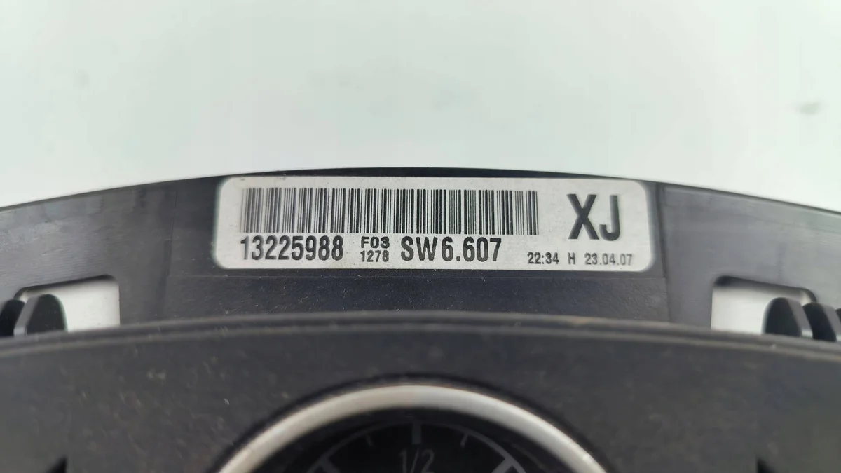 Compteur Opel Astra H III 13225988 image 3