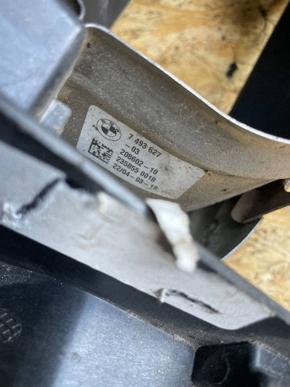 BMW Endrohr 7493627 4.0L Diesel 195kW 2019 image 5