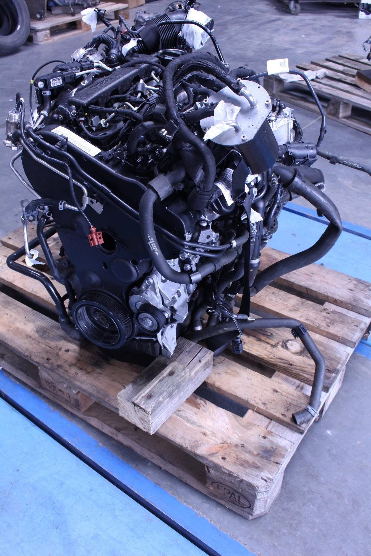 Motor Audi Q3 2.0 TDI CUV CUVC Använd
