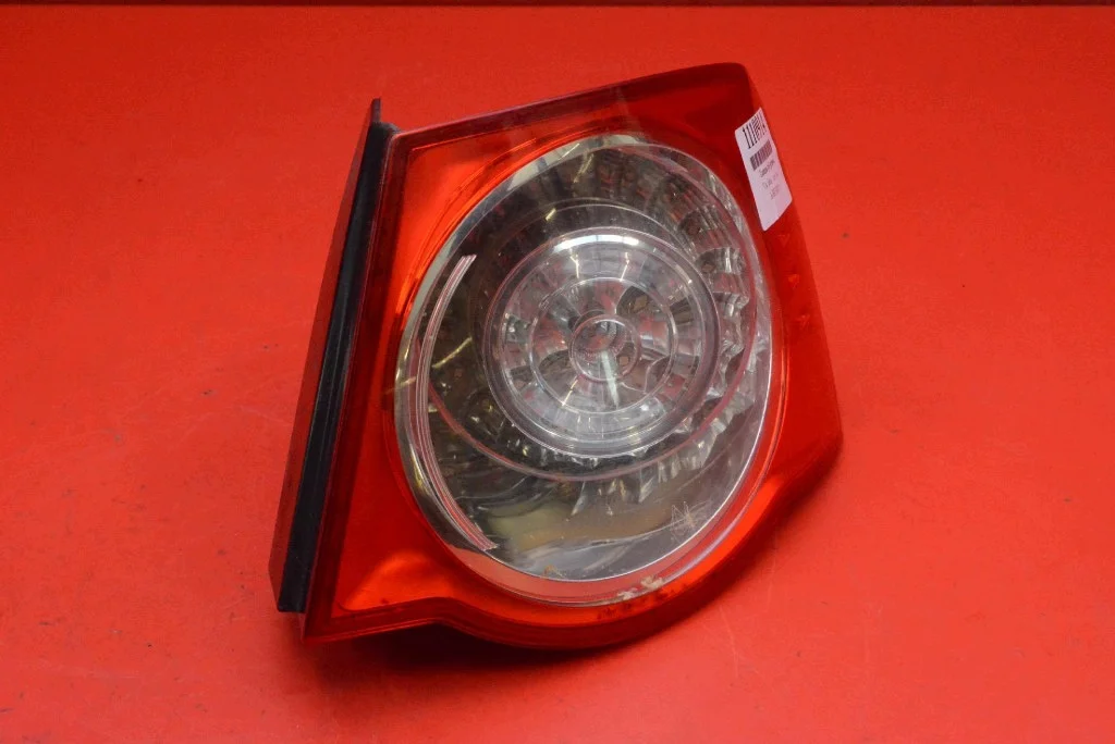 Luz trasera derecha VW Jetta 5 1K5945096G