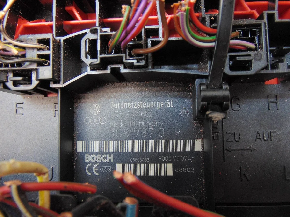 Komfortmodul 3C8937049E VW Passat CC 08-12 image 3