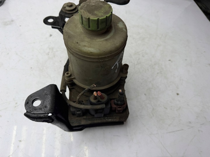 Skoda OE 6Q0423155 R ohjaustehostimen pumppu koyo