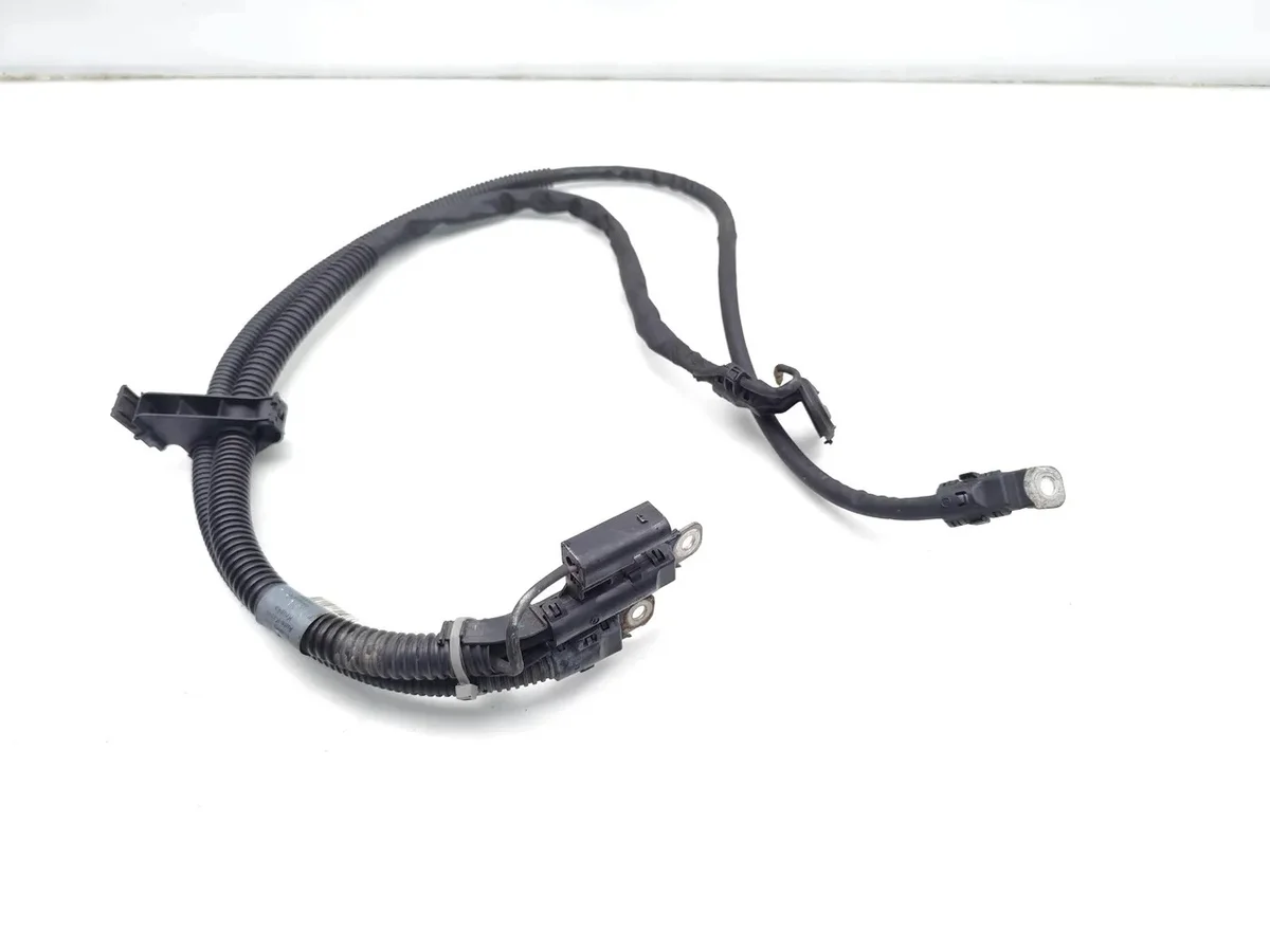 Mercedes A-Class Starter Wire A1775401631 image 4