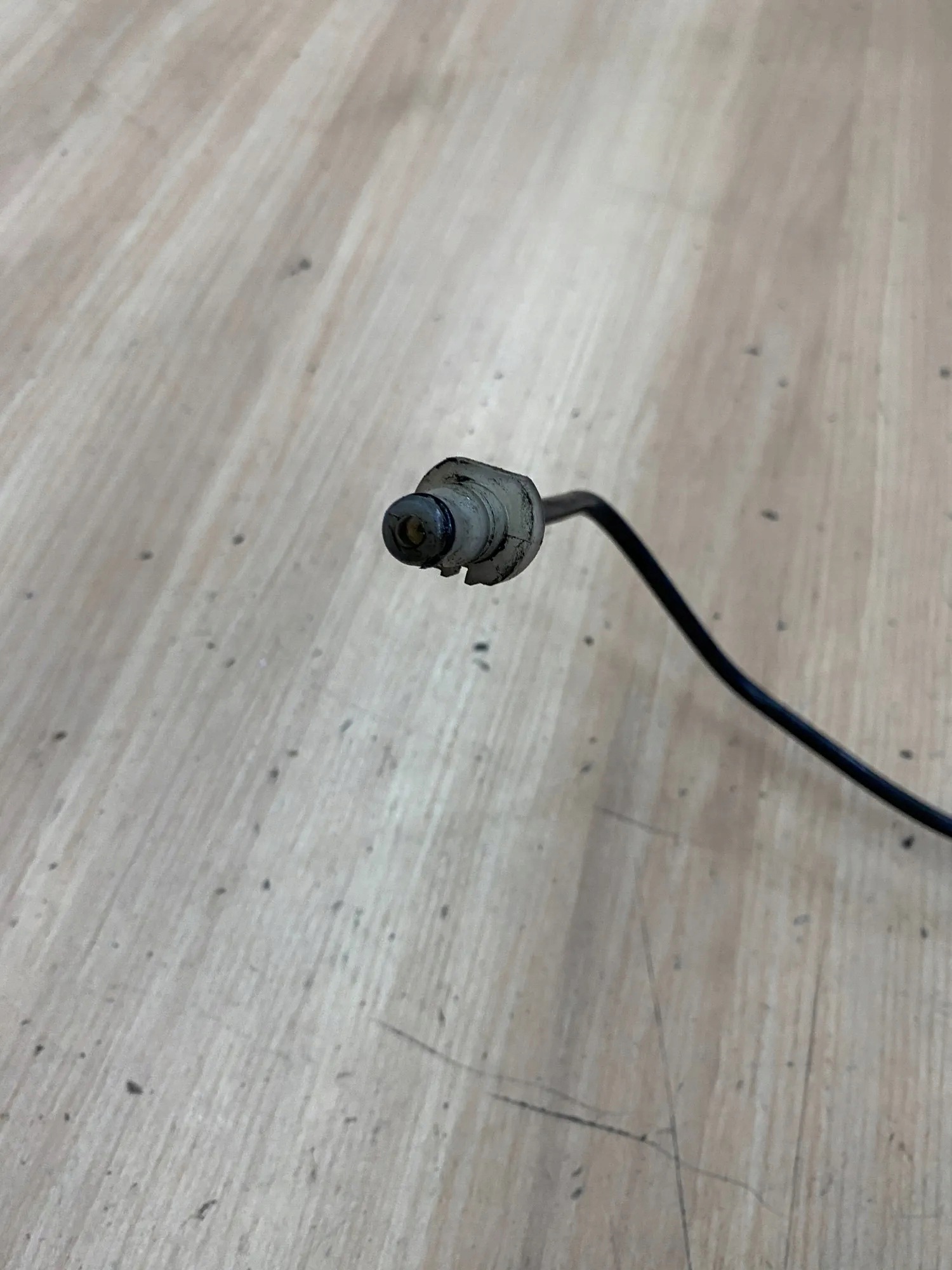 Conduit d'embrayage Renault Trafic III L05923104400 image 4