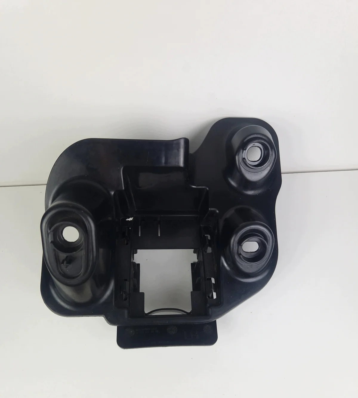 Soporte Radar Mercedes CLA C118 Izquierdo Trasero image 8