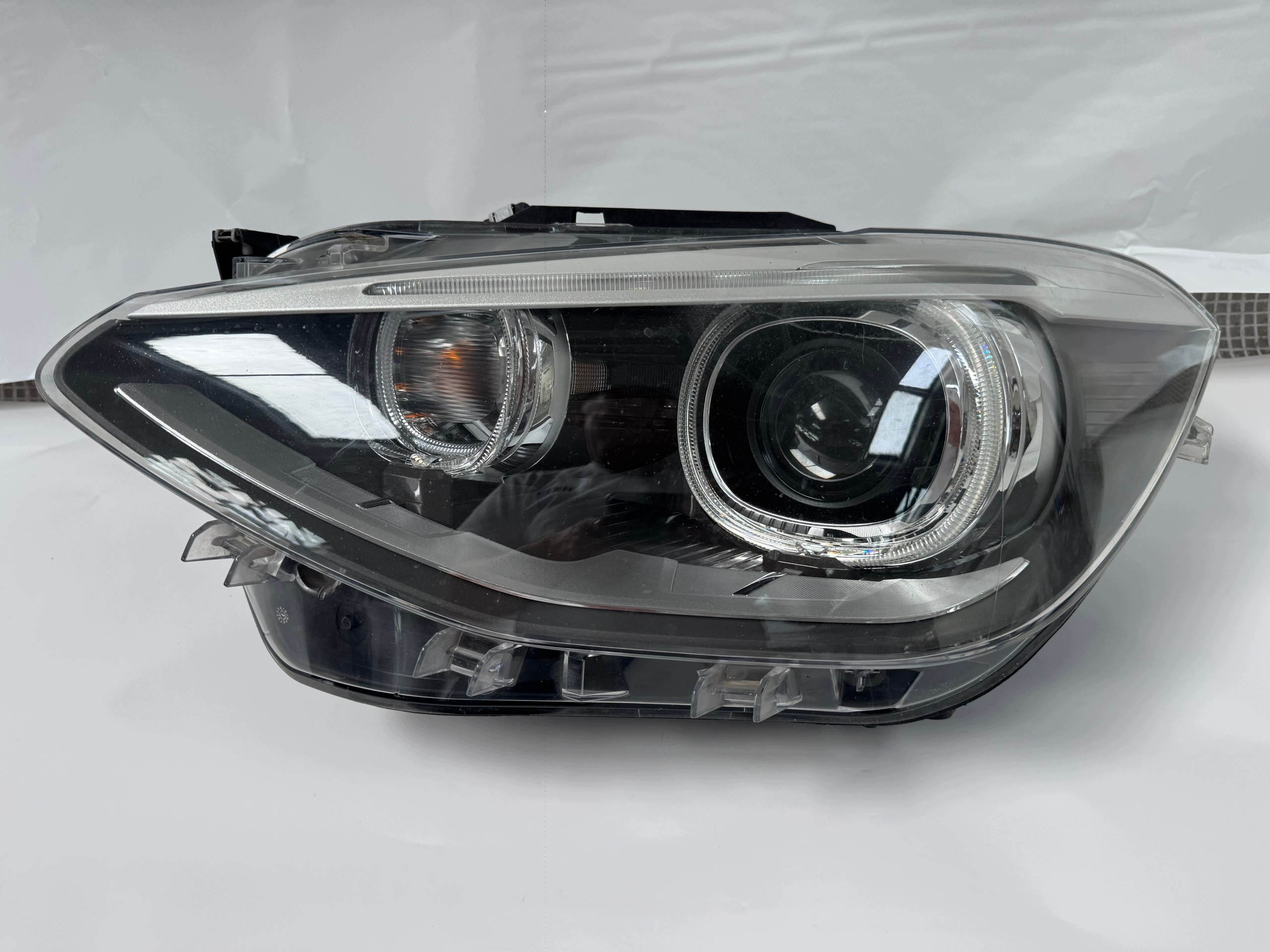 BMW F20 F21 10- Phare Xénon Gauche image 2