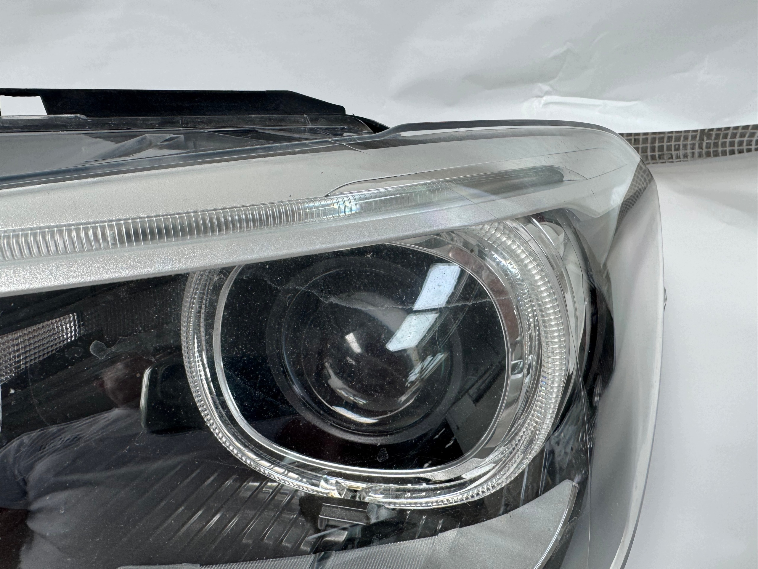 BMW F20 F21 10- Vasen Xenon-valo