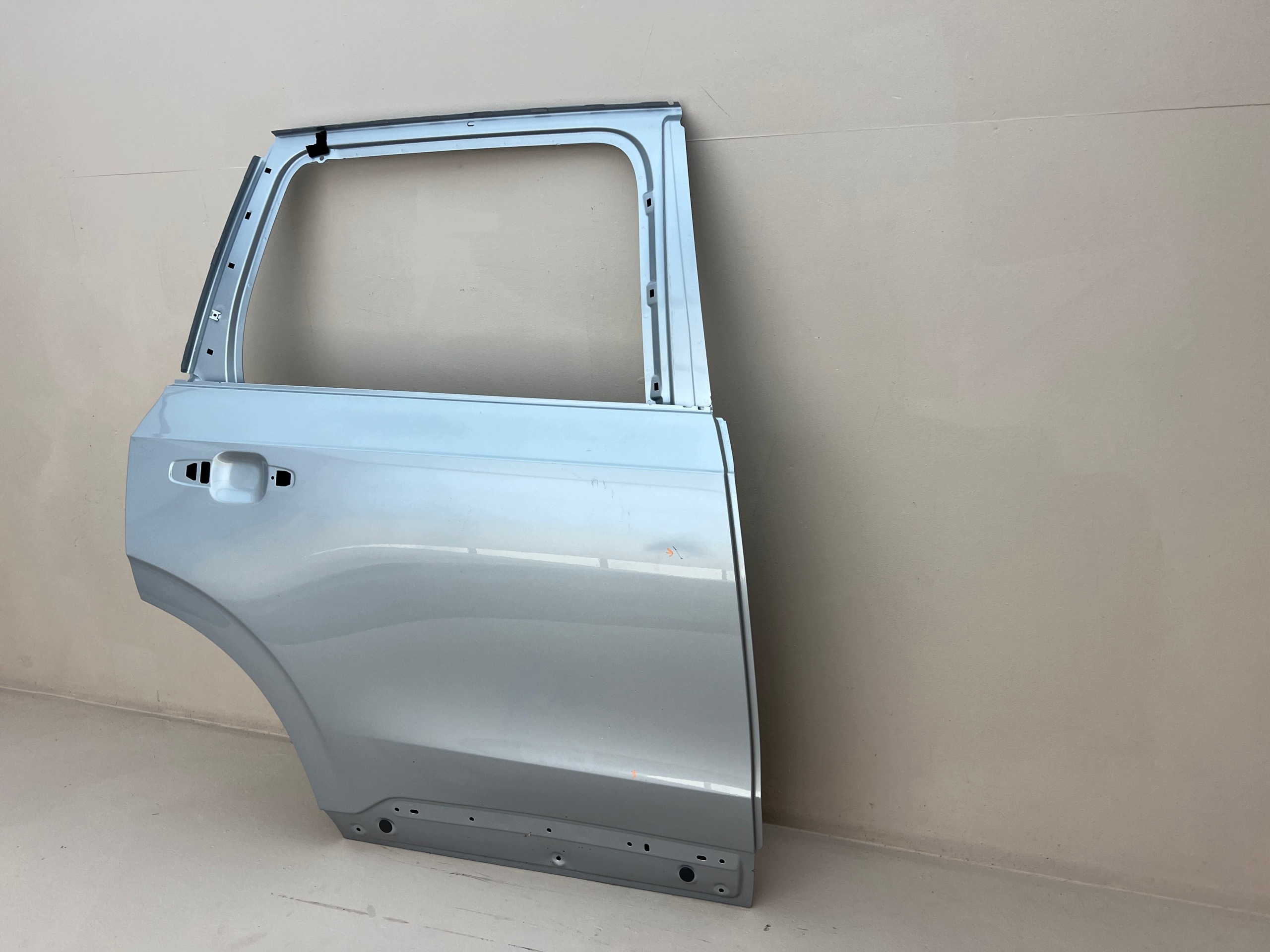 VOLVO XC90 2 II 2014- Puerta trasera derecha lado derecho image 3