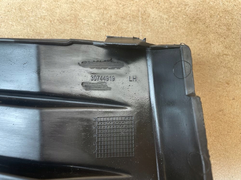 Grade di para-choque dianteiro esquerdo Volvo S40 II Lift 2007-2012 30744919 image 5