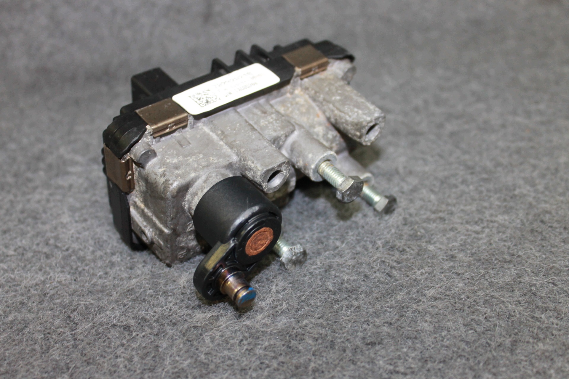Nastawnik Turbo BMW N57D30A 6NW010430-02 image 3
