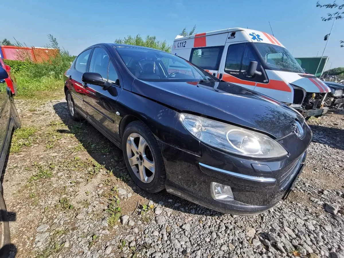 Peugeot 407 Ansaugkrümmerabdeckung 9651392380 image 5