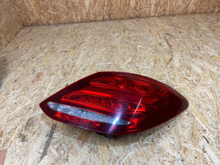 Rear Tail Light in Fender Right Sedan Mercedes C Class W205 A2059061457