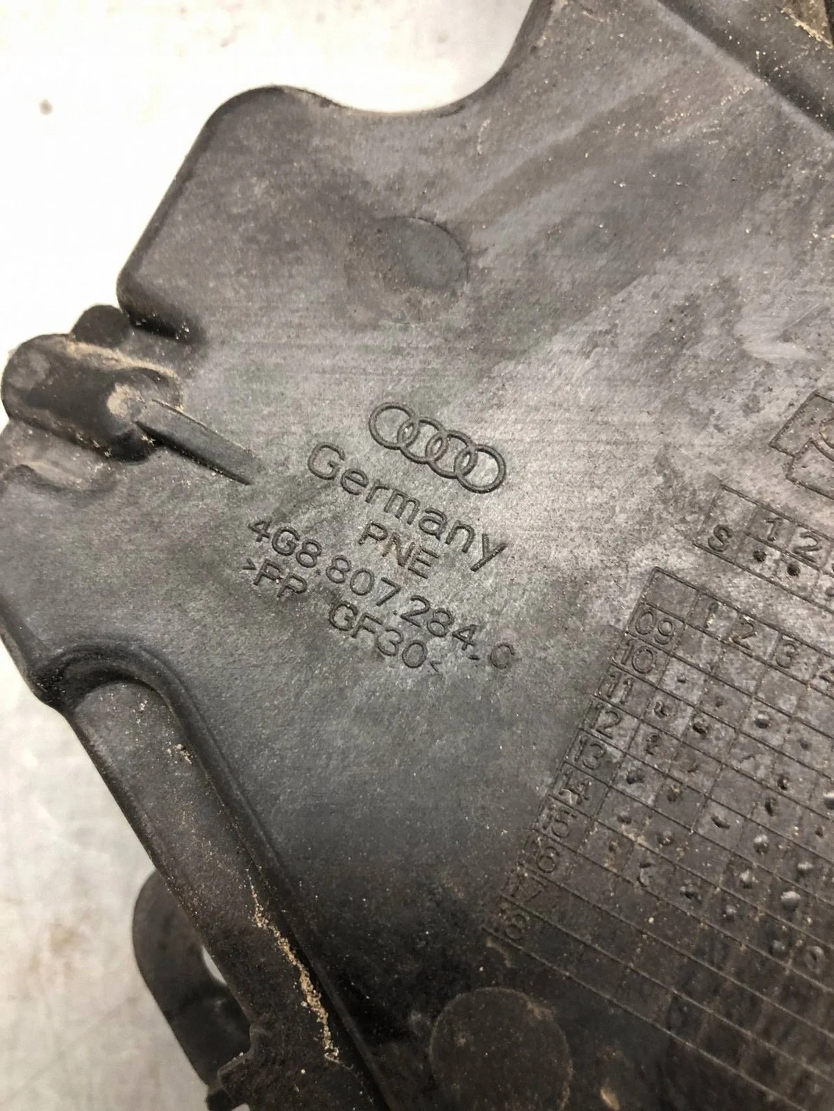 Halterung Stoßstange Vorne Audi A7 4G8807284C image 3