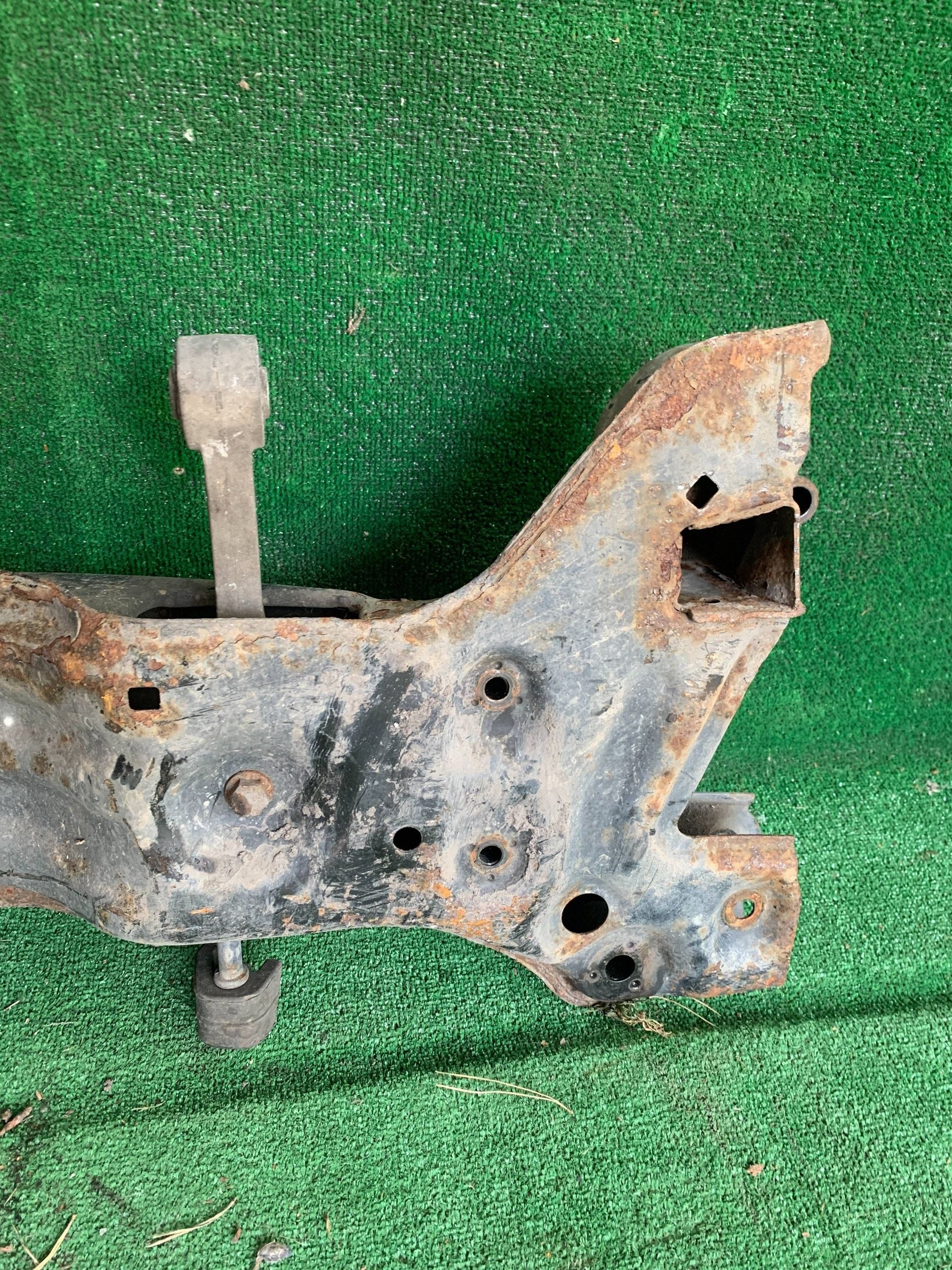 Frontbalk Släde Skoda Fabia II 5J, VW Polo 6R image 6
