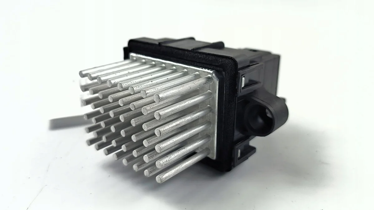 Opel 13598091 puhaltimen vastus