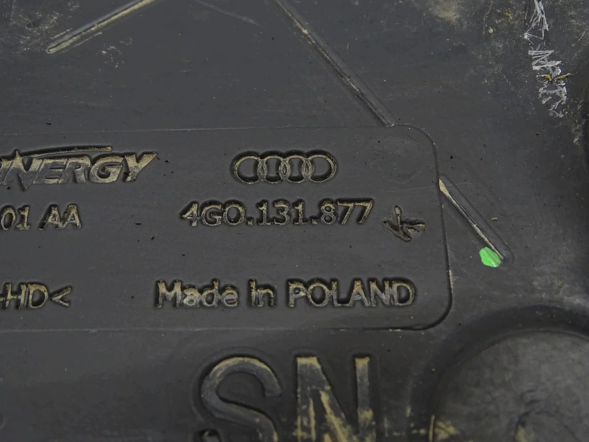 AdBlue tank Audi A6 C7 4G0131877 image 5