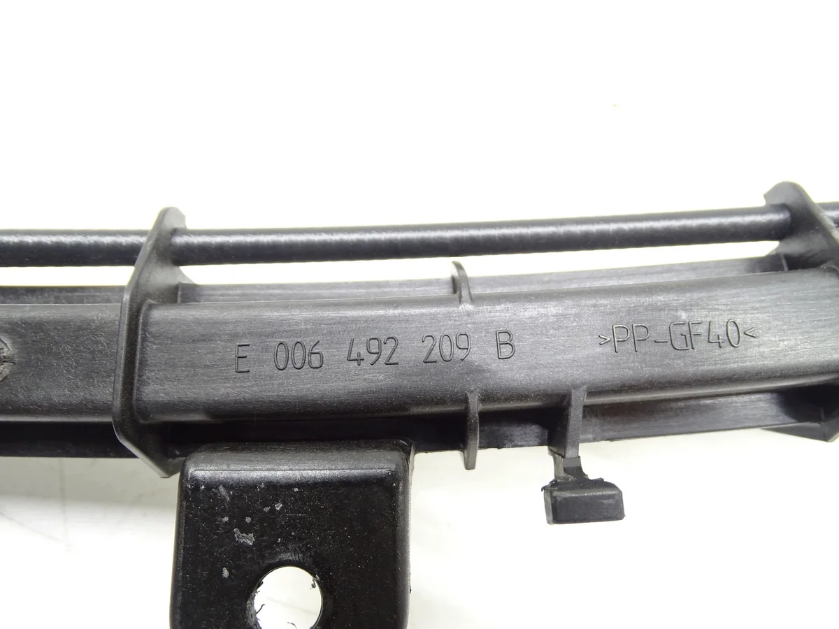 Verhoilun moottori Audi A4 B9 Kombi 8W9863560 image 9