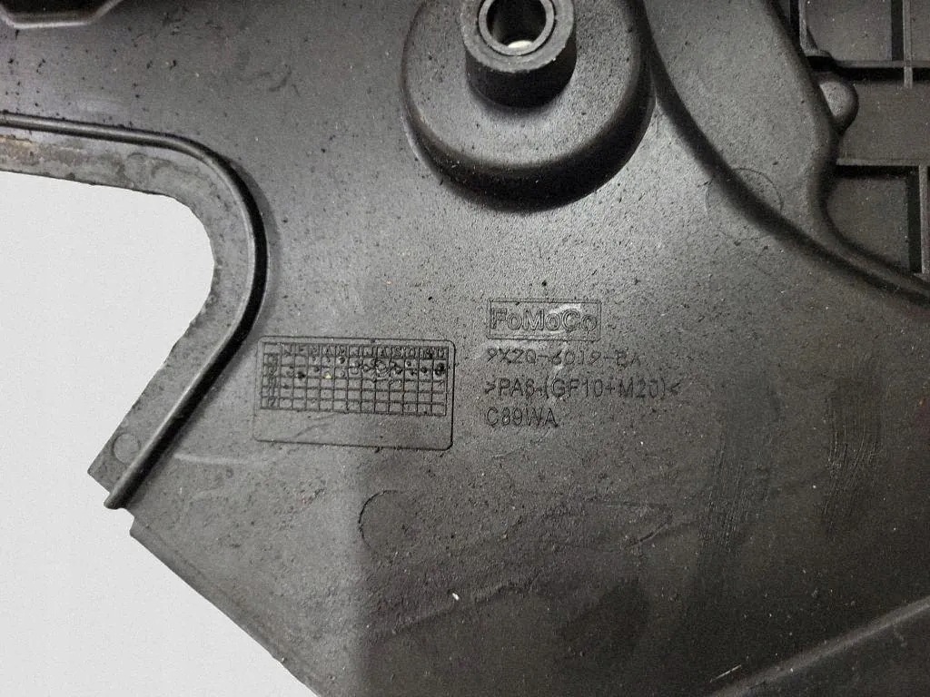 Jaguar XF (X250) 3.0L Diesel Cache-courroie image 4
