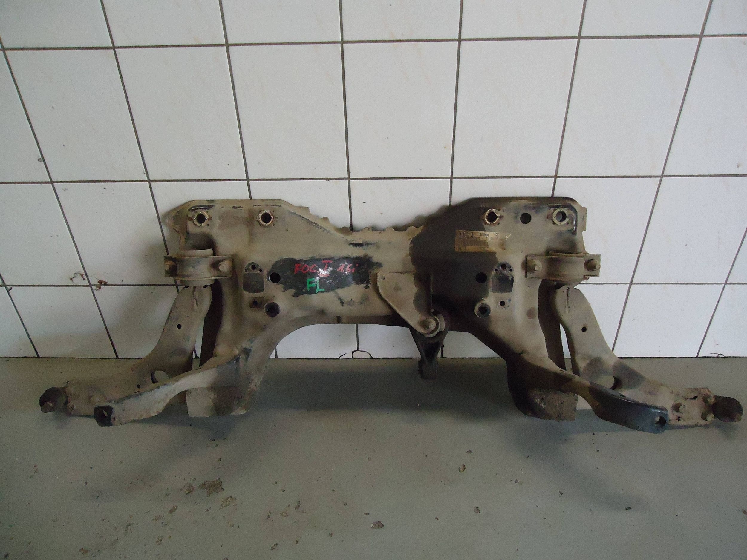 Ford Focus MK1 2003 1.6 Zetec-SE subframe front image 2