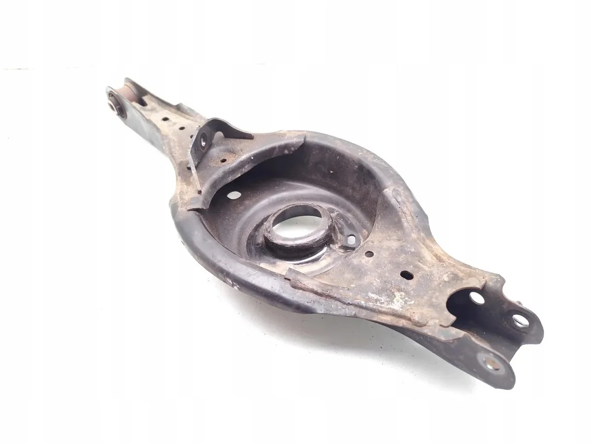 Used Mazda CX-5 Rear Control Arm K7805