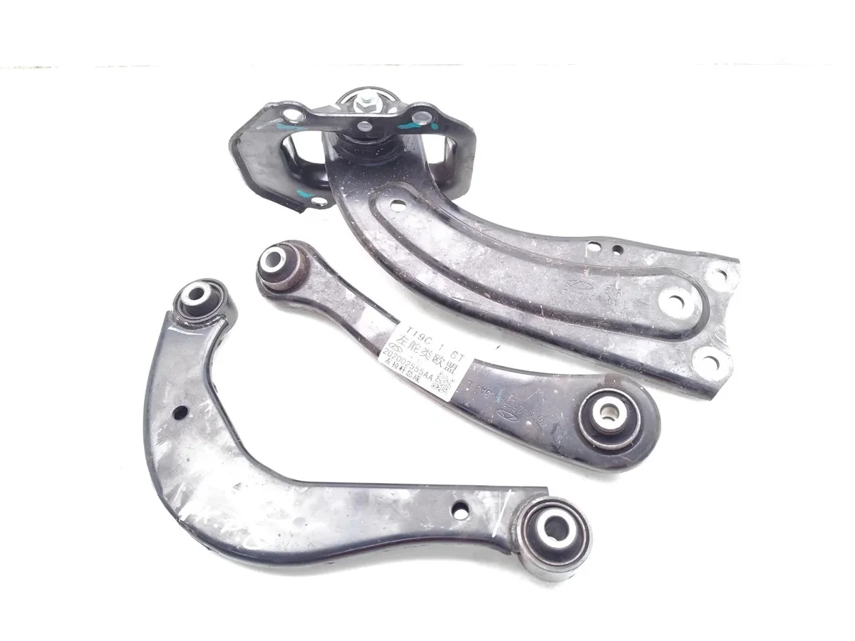 Chery Omoda 5 Braccio Sospensione Posteriore