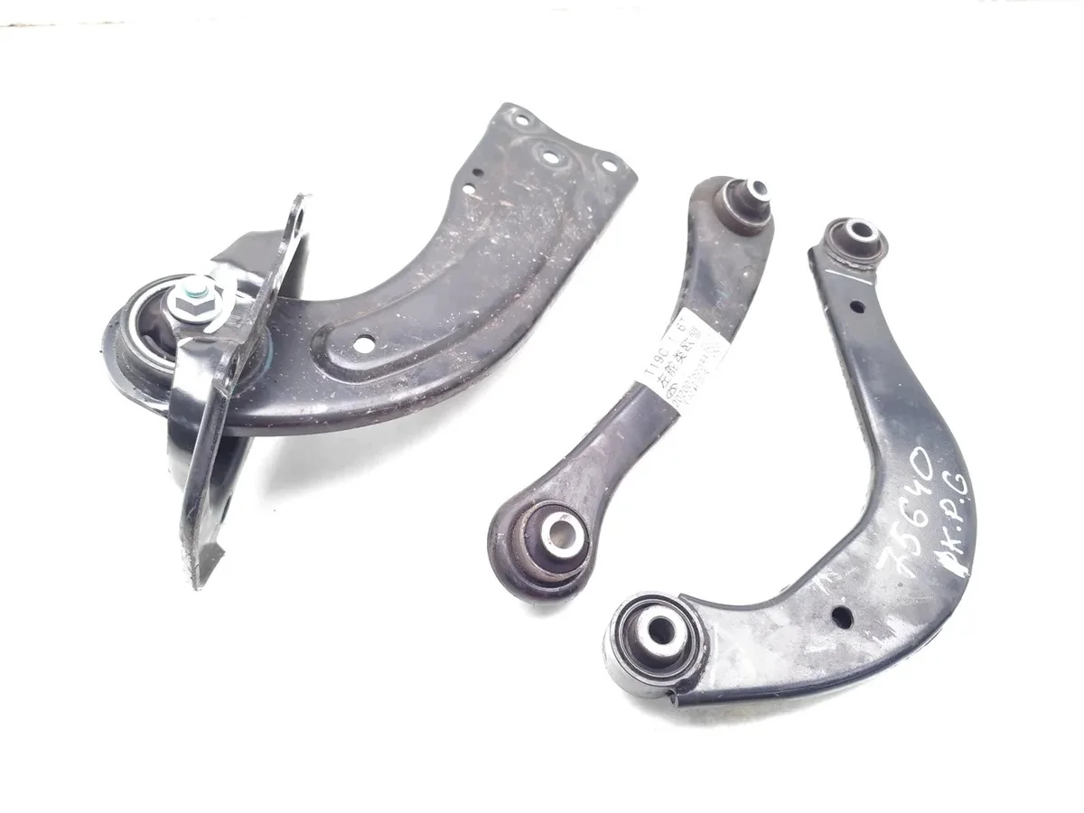 Chery Omoda 5 Braccio Sospensione Posteriore image 4