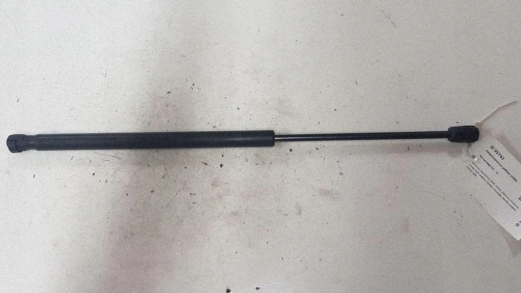 Spoiler do vidro traseiro KIA SPORTAGE (JE_, KM_) 871701F100 2.0L diesel 103kW image 2