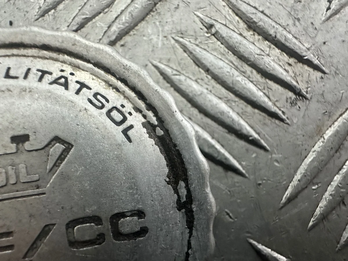 Öleinfülldeckel Opel Kadett ESI801-MAGAZYN-OPEL image 4