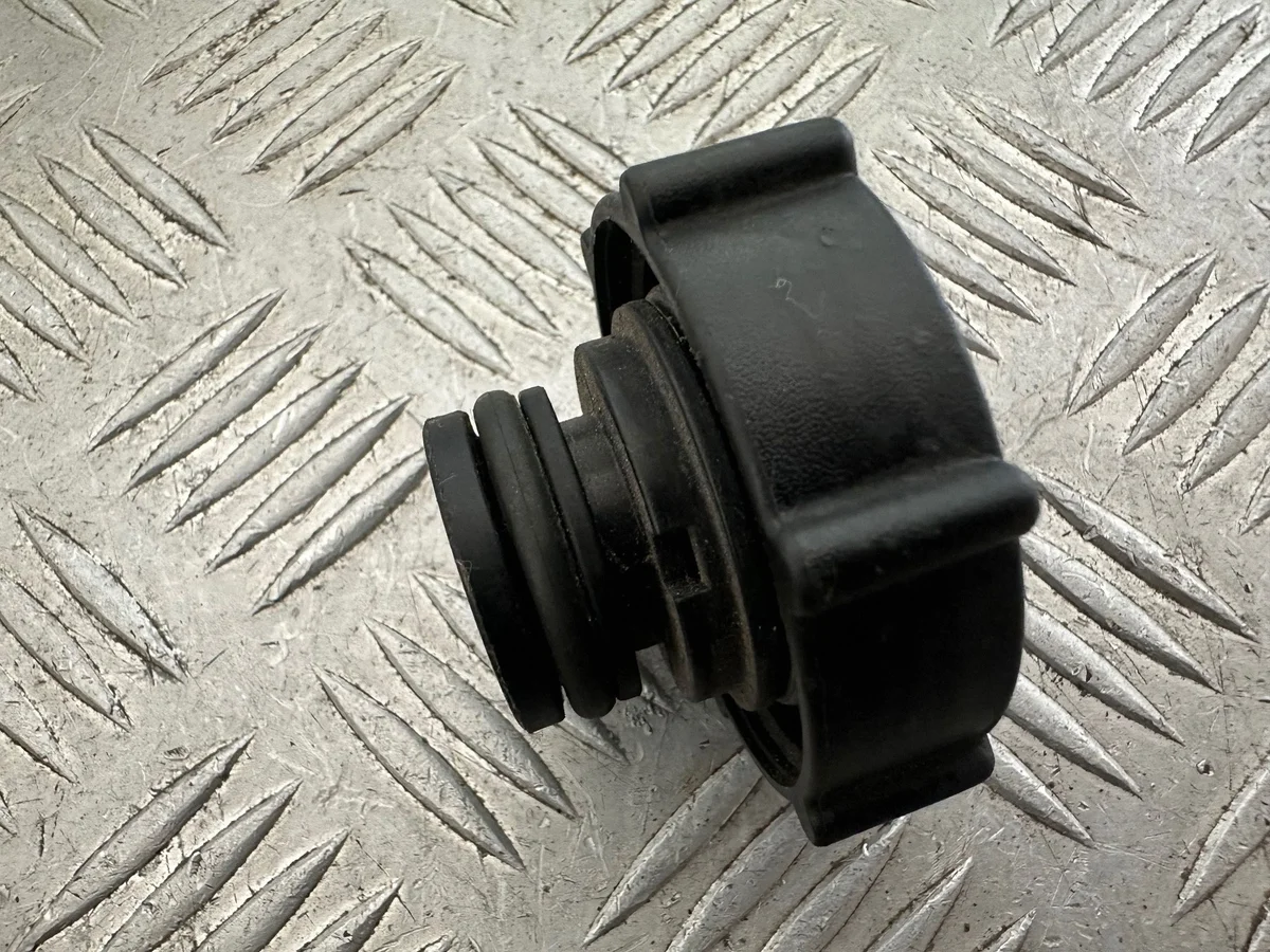 Bouchon réservoir Ford Mondeo MK3 ESI801-MAGAZYN-FORD image 10