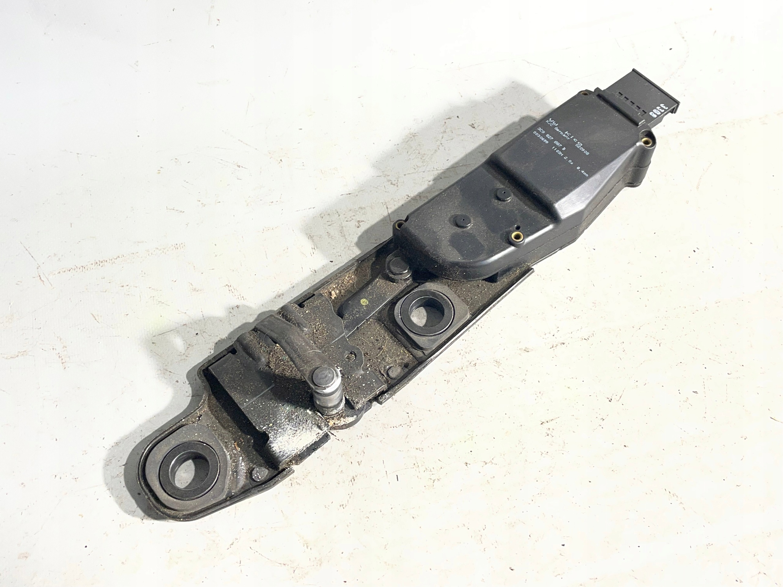 Trunk Lid Pull-Down Motor VW Passat B6 Wagon 3C9827887B OE image 2