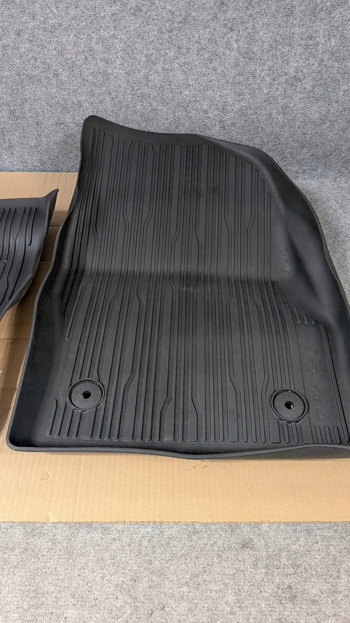 2x Golvmattor Gummi Fram Ford Connect MK2