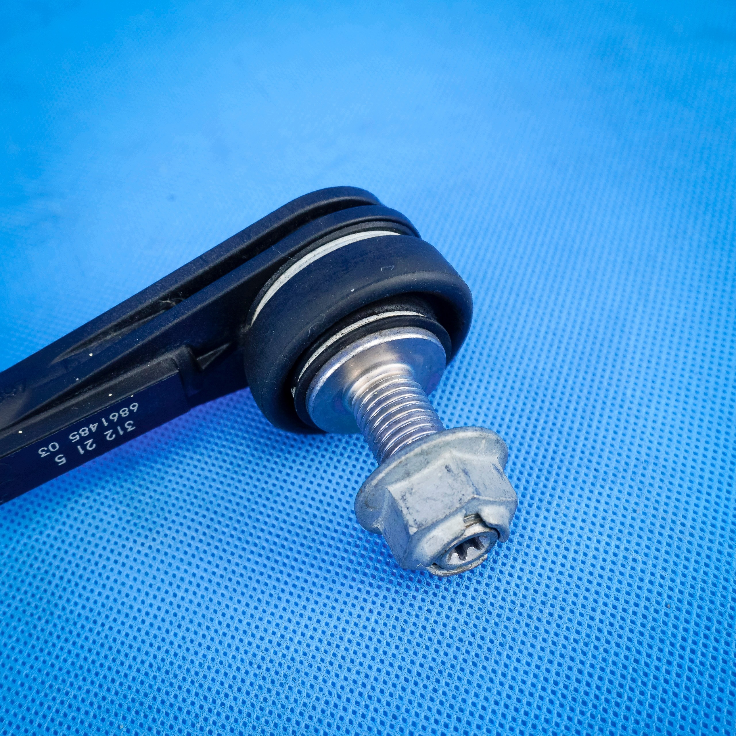 Stabilisatorlänk BMW 5 G30 vänster höger image 9