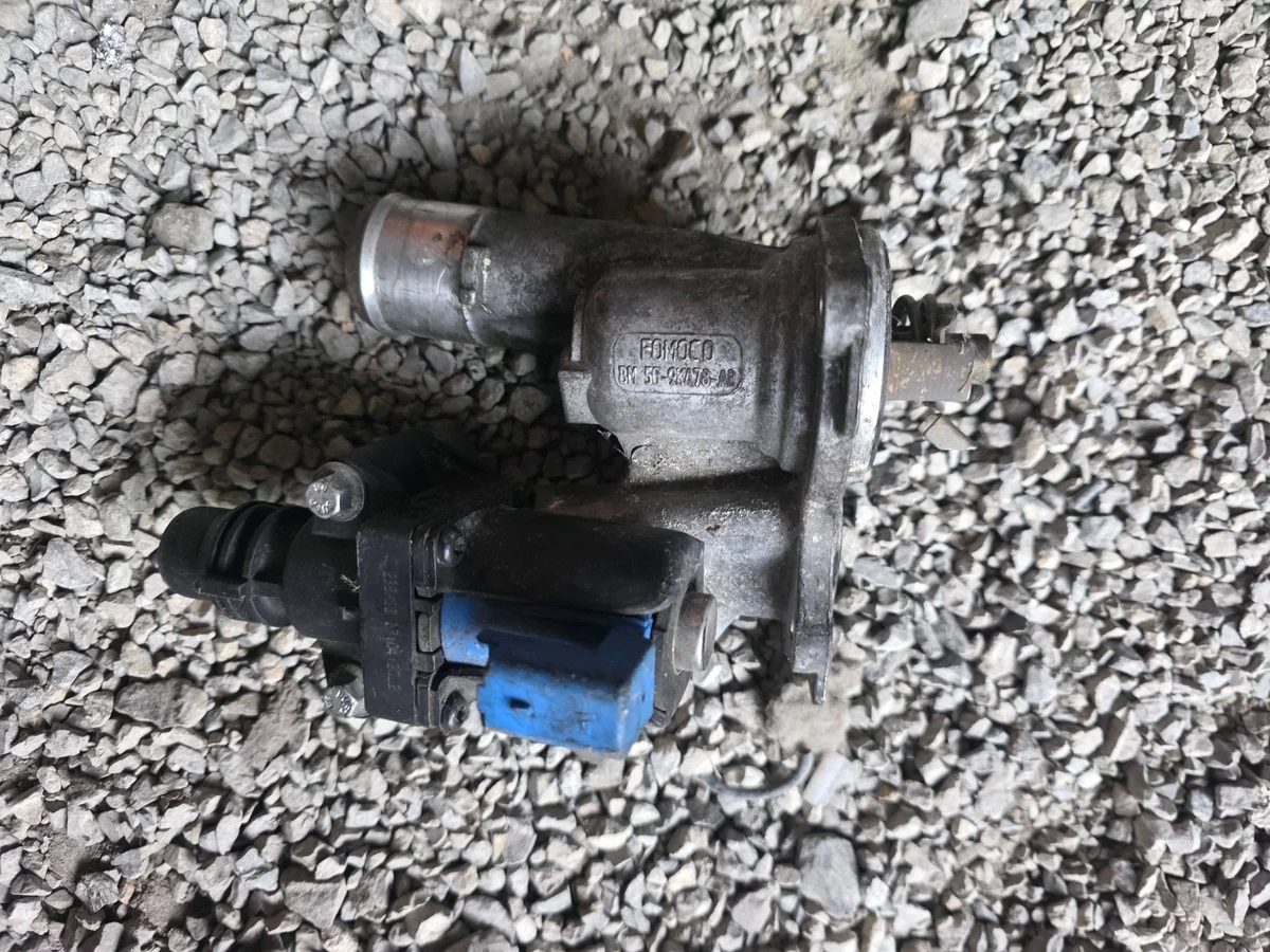 Termostato Ford Fiesta BM569K478AB Usado