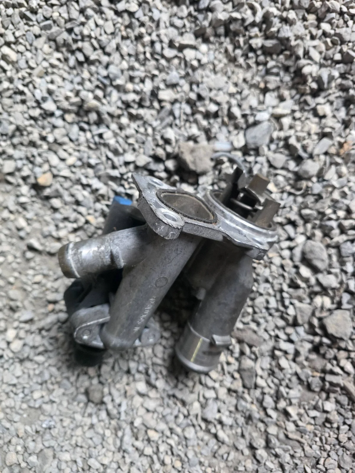 Termostat Ford Fiesta BM569K478AB Gebraucht
