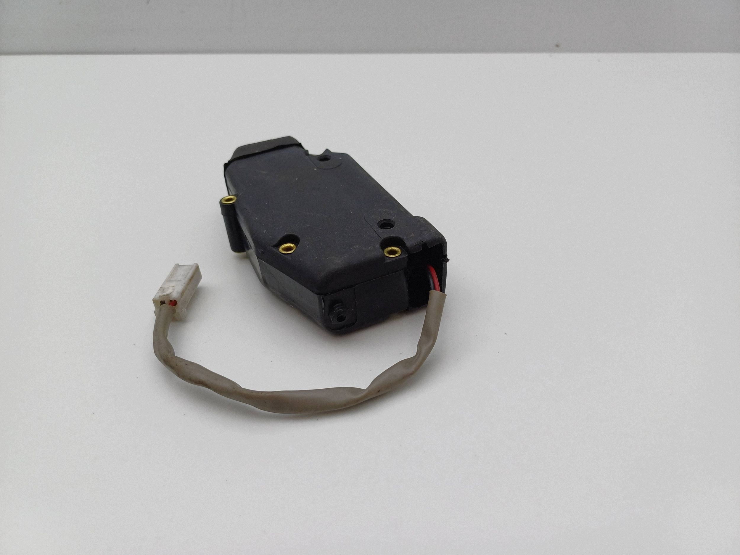 Actuador Maletero Chevrolet Rezzo DRC122646 image 4